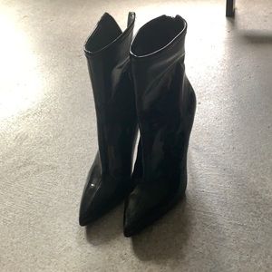 Black boot heels pleather